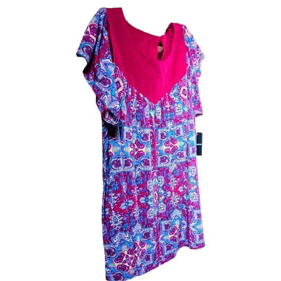 TORRID NEW Plus Size Super Soft Crew Neck Eyelet Yoke Cold Shoulder Top. - Picture 3 of 16